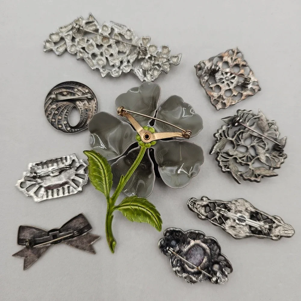 Brooch Lot Silver Toned Floral Bow 9pc Pin Vtg Enamel Rhinestone Cabochons Black